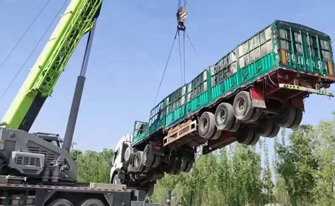 休宁道路脱困救援案例